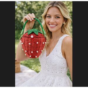 Kate Spade x Target Strawberry Wicker Bag Pearl Basket Purse Picnic Statement